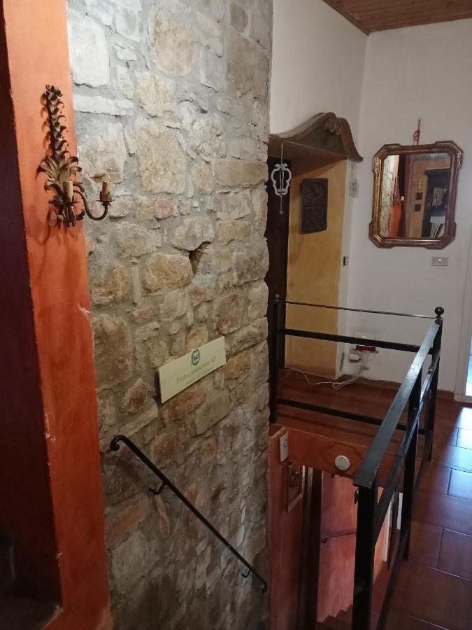 Maison d'hôtes Morelli House à Montalbo Extérieur photo