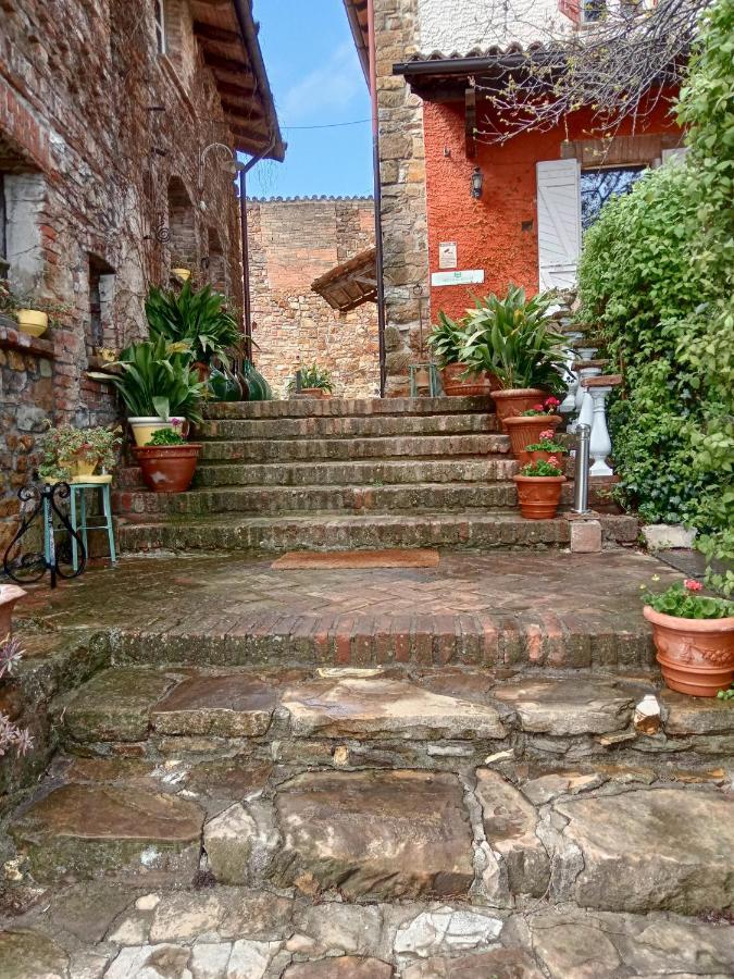 Maison d'hôtes Morelli House à Montalbo Extérieur photo