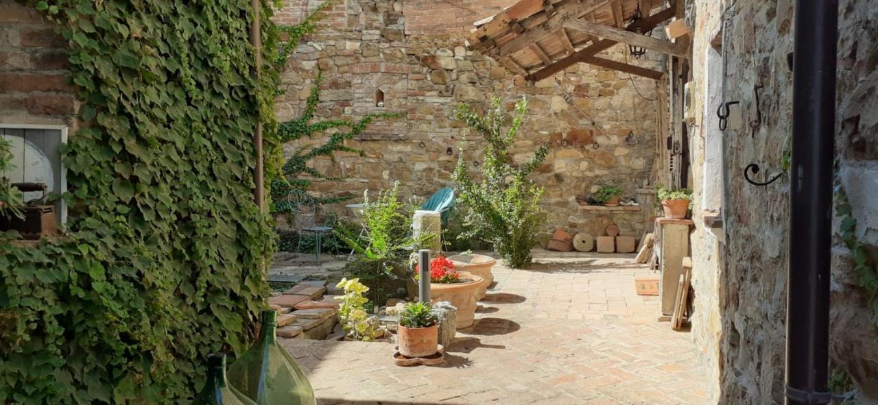 Maison d'hôtes Morelli House à Montalbo Extérieur photo